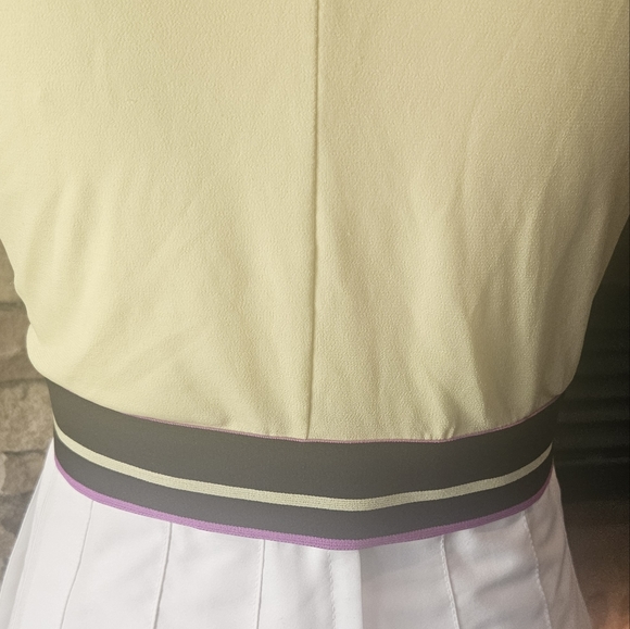 Fabletics Crossover Tops - Picture 11 of 11